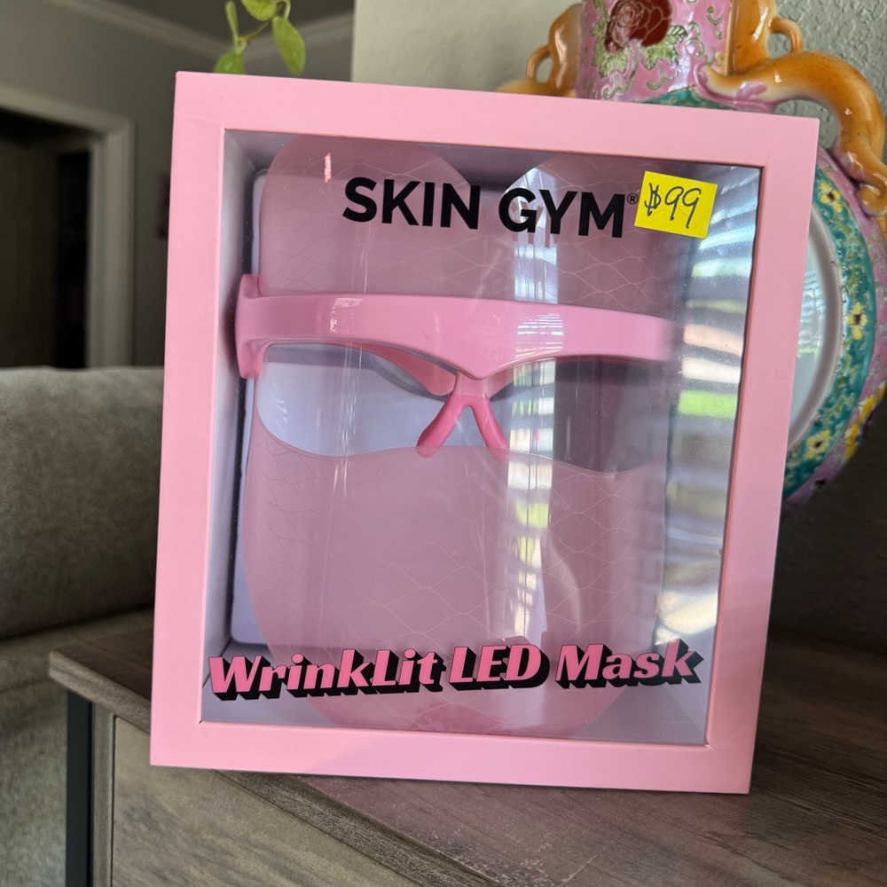Skin Gym Pink WrinkLit LED Facial Mask